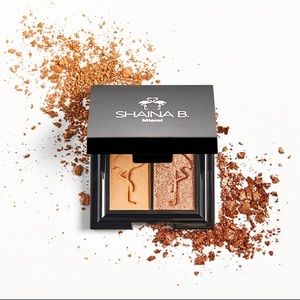 SHAINA B MIAMI
B. Fuego Eyeshadow Duo in Wynwood and Heat